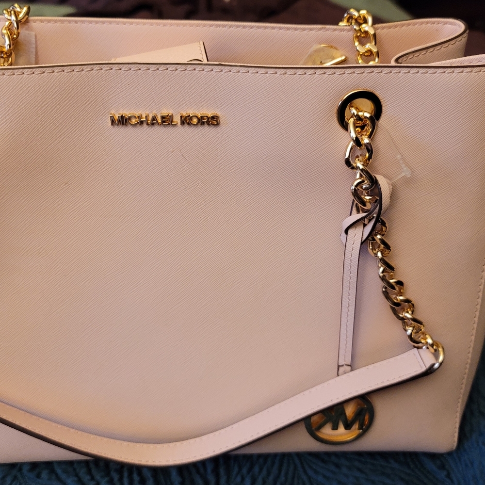 New with tags Michael Kors purse